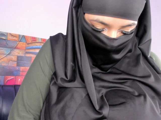 Zulema-parvin's BongaCams show and profile