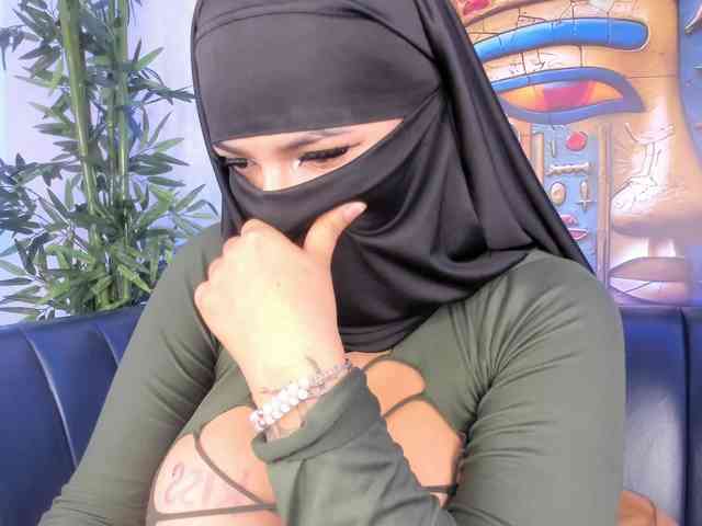 Zulema-parvin webcam