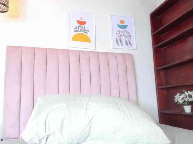 Zulema-parvin webcam