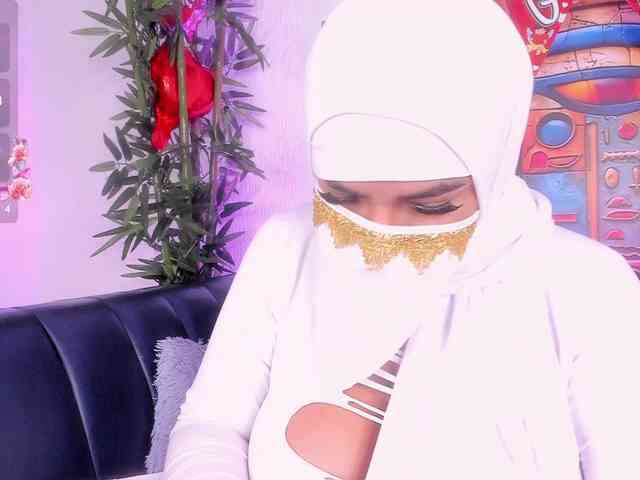 Zulema-parvin webcam