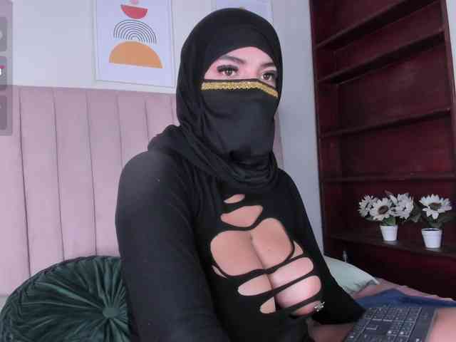 Zulema-parvin webcam