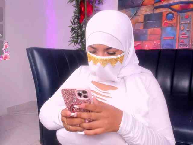 Zulema-parvin webcam