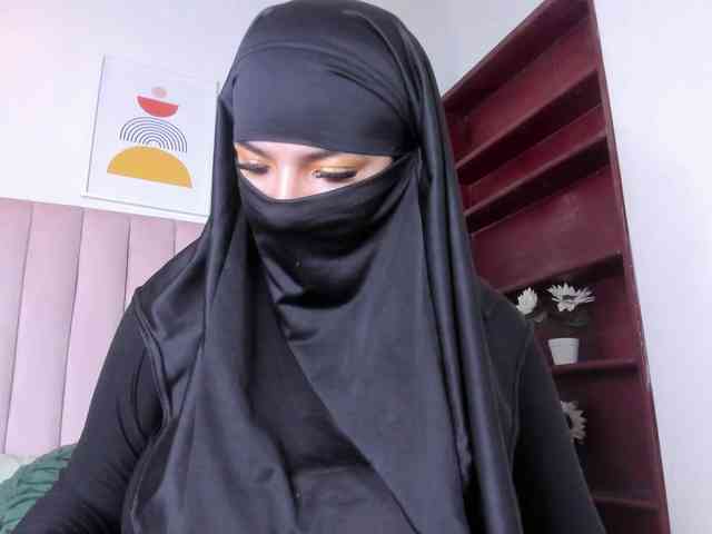 Zulema-parvin webcam