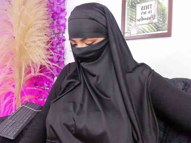 Zulema-parvin webcam