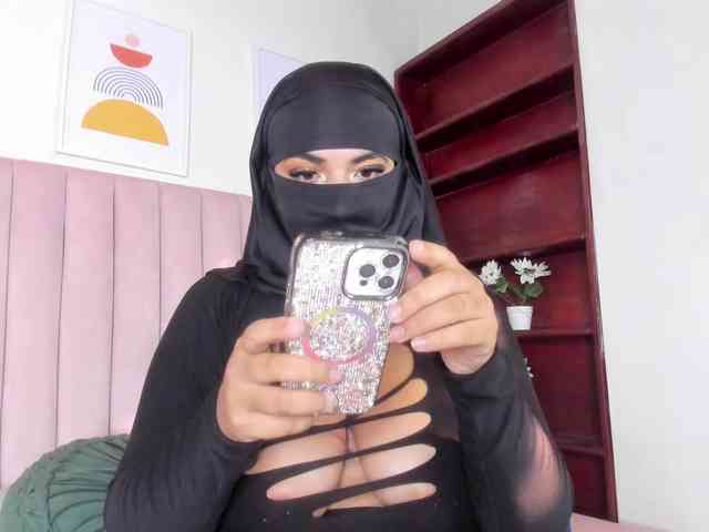 Zulema-parvin webcam