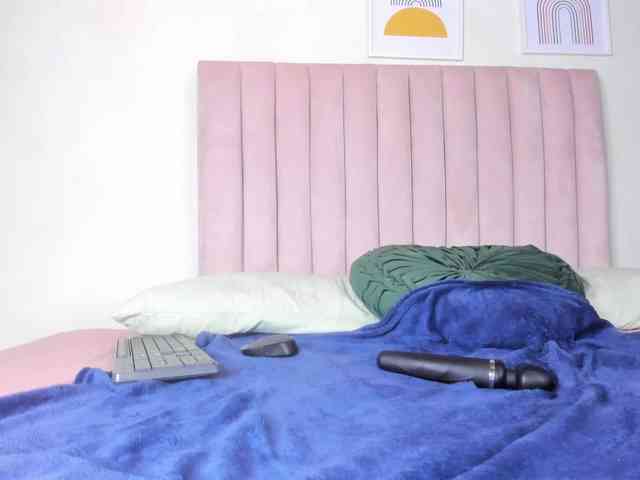 Zulema-parvin webcam