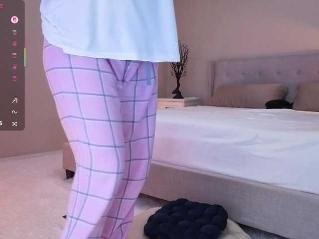 Sunshine-'s BongaCams show and profile