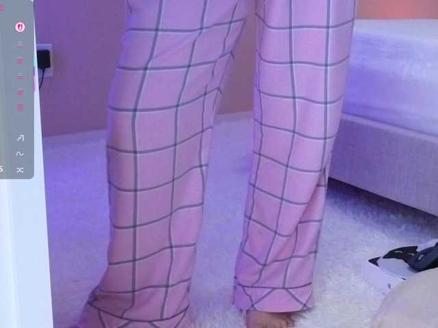 Sunshine-'s BongaCams show and profile