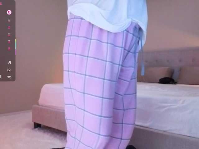 Sunshine-'s BongaCams show and profile