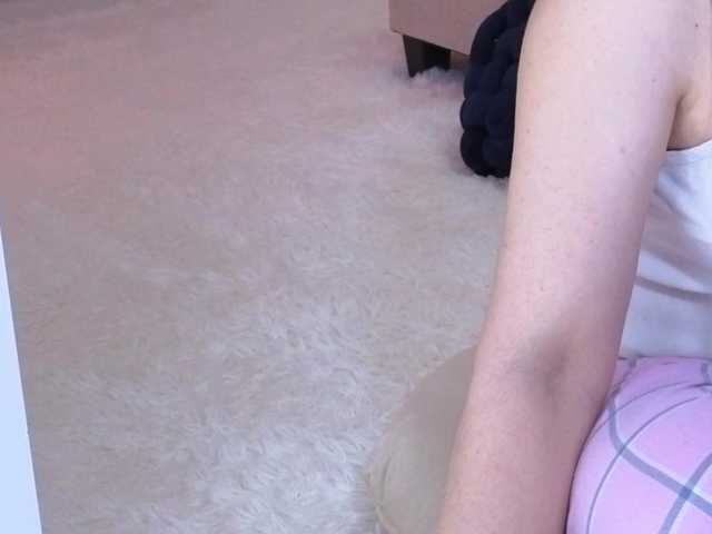 Sunshine-'s BongaCams show and profile