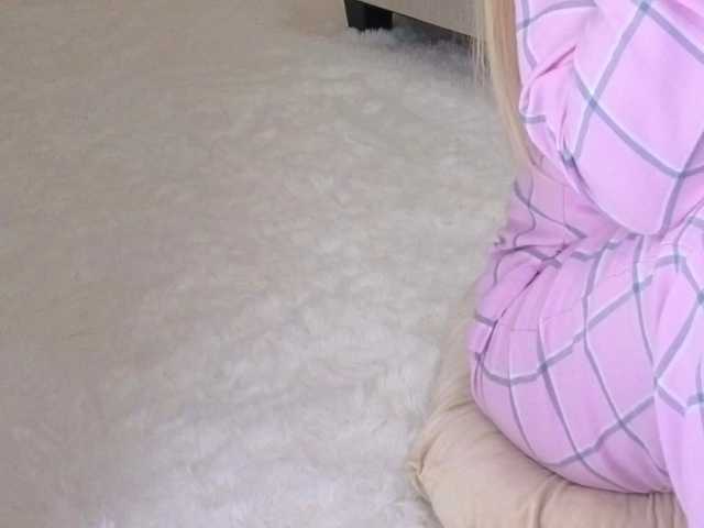 Sunshine-'s BongaCams show and profile