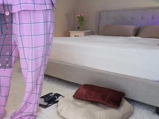 Sunshine-'s BongaCams show and profile