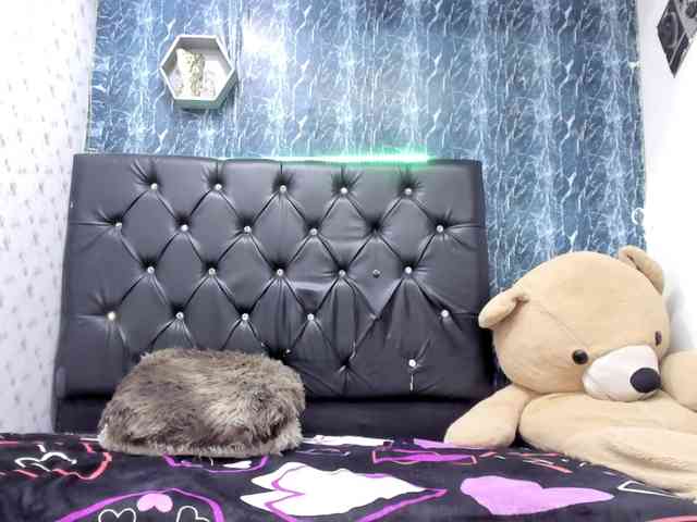 exotichot-couple webcam