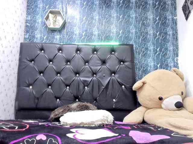 exotichot-couple webcam