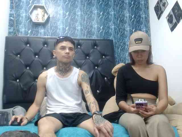 exotichot-couple webcam