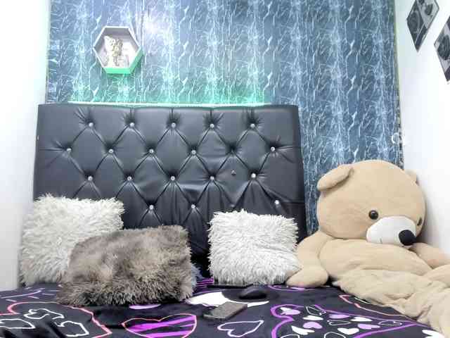 exotichot-couple webcam