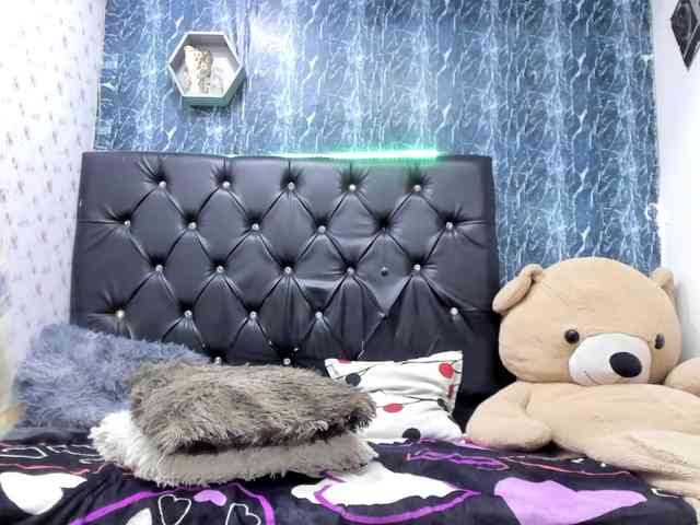 exotichot-couple webcam