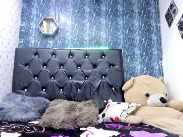 exotichot-couple webcam