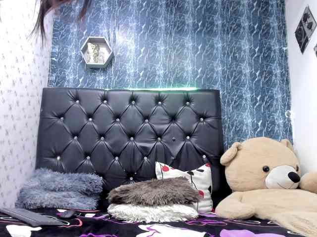 exotichot-couple webcam