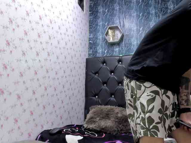 exotichot-couple webcam