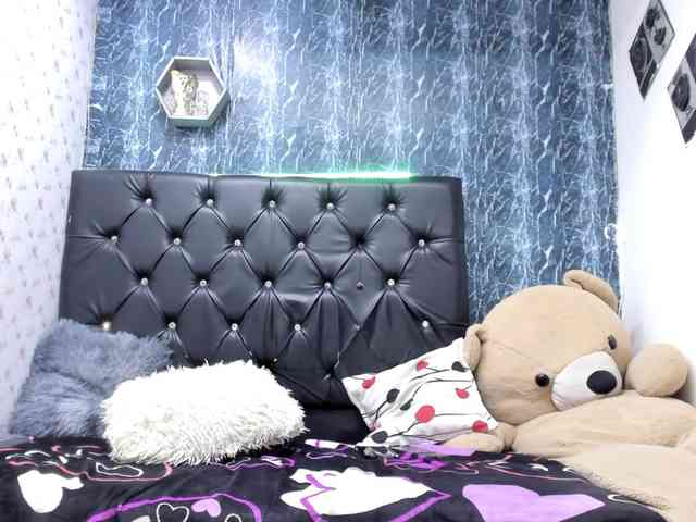 exotichot-couple webcam