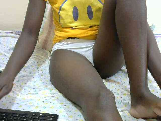 Prettypussie webcam
