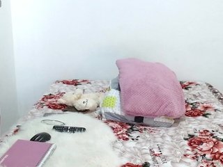 littleshydoll Porn Show