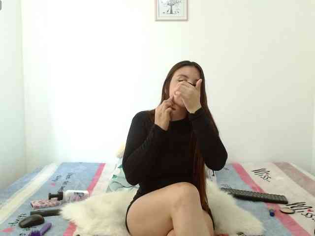 littleshydoll webcam