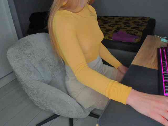 LoveLYYk webcam