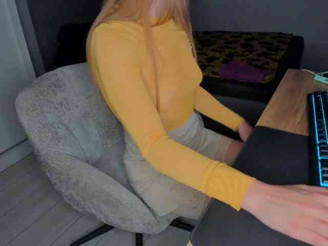 LoveLYYk webcam