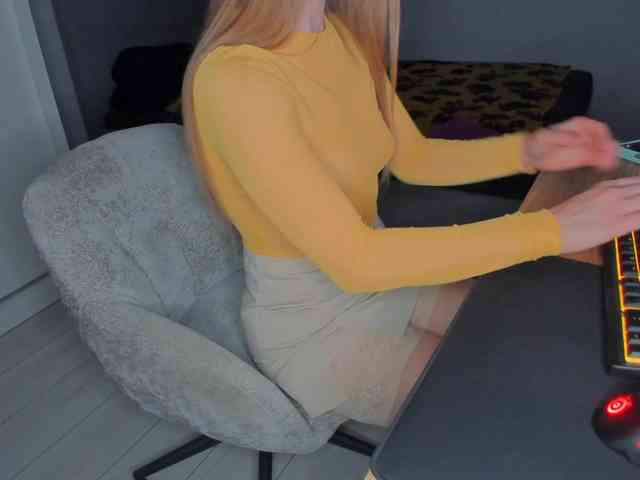 LoveLYYk webcam