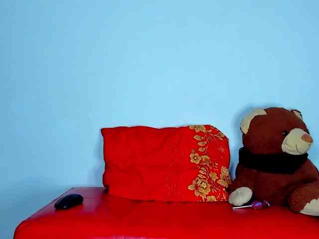 kuromiless webcam