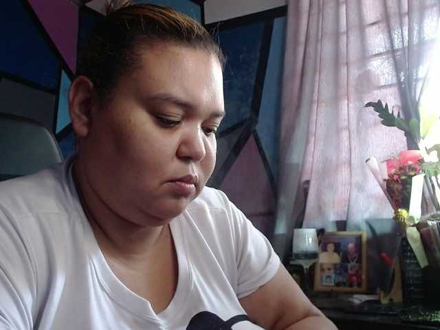 beautifulchubbyqueen live cam profile