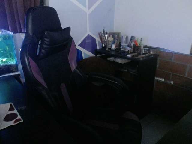 beautifulchubbyqueen's BongaCams show and profile