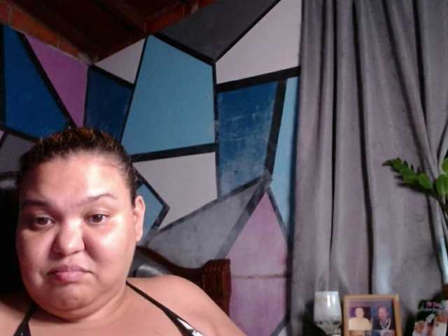 beautifulchubbyqueen's BongaCams show and profile
