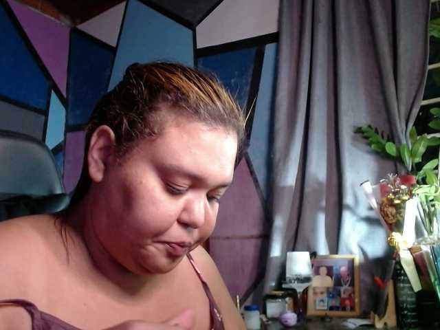 beautifulchubbyqueen's BongaCams show and profile