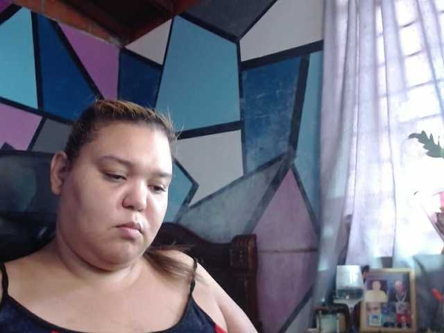 beautifulchubbyqueen live cam profile