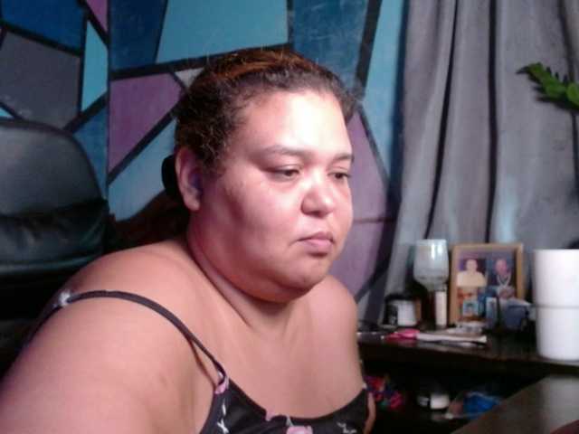beautifulchubbyqueen webcam