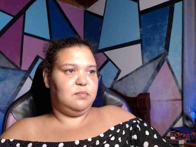 beautifulchubbyqueen webcam