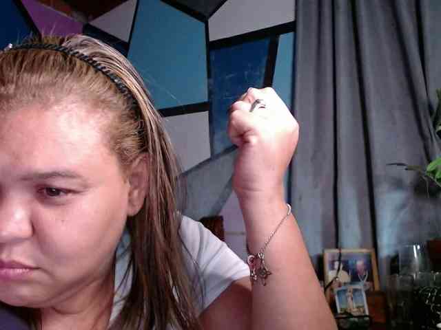 beautifulchubbyqueen webcam