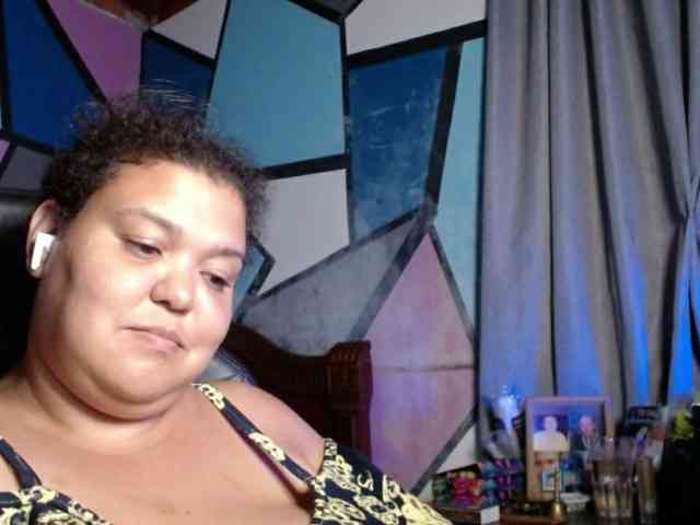 beautifulchubbyqueen webcam