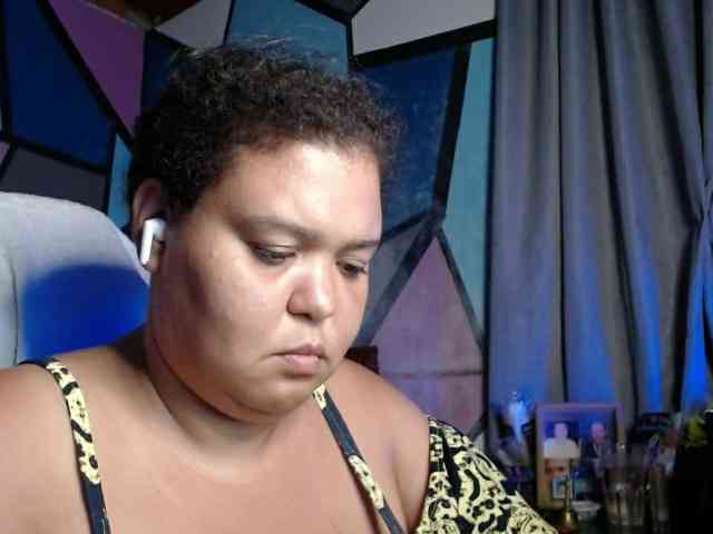 beautifulchubbyqueen webcam