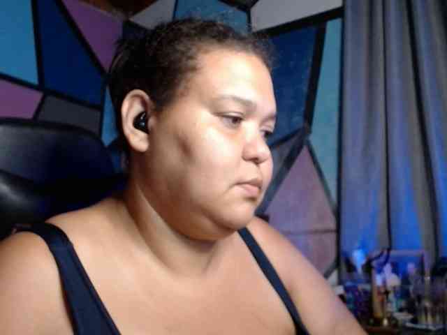 beautifulchubbyqueen webcam