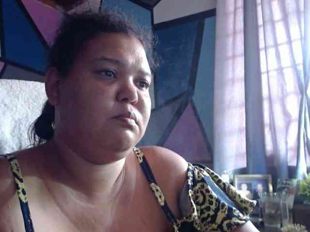 beautifulchubbyqueen webcam