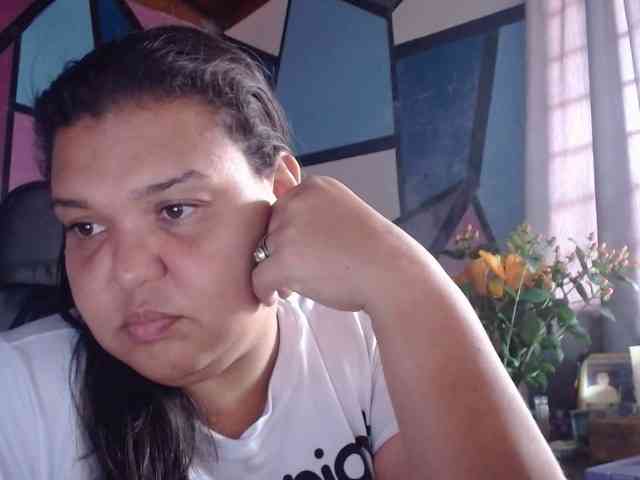 beautifulchubbyqueen webcam