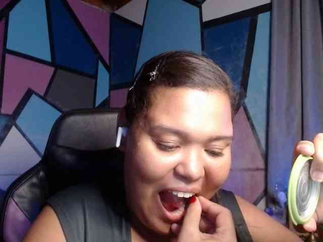 beautifulchubbyqueen webcam