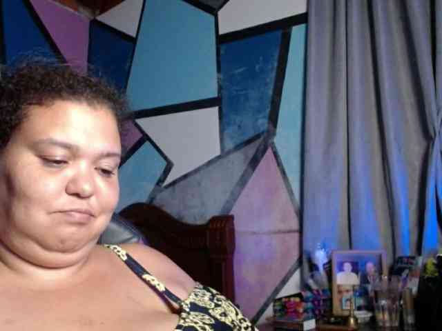 beautifulchubbyqueen webcam