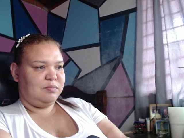 beautifulchubbyqueen webcam