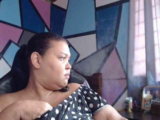 beautifulchubbyqueen webcam