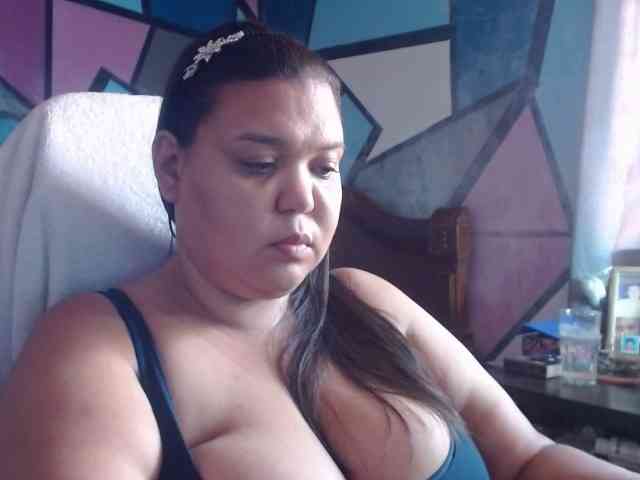 beautifulchubbyqueen webcam